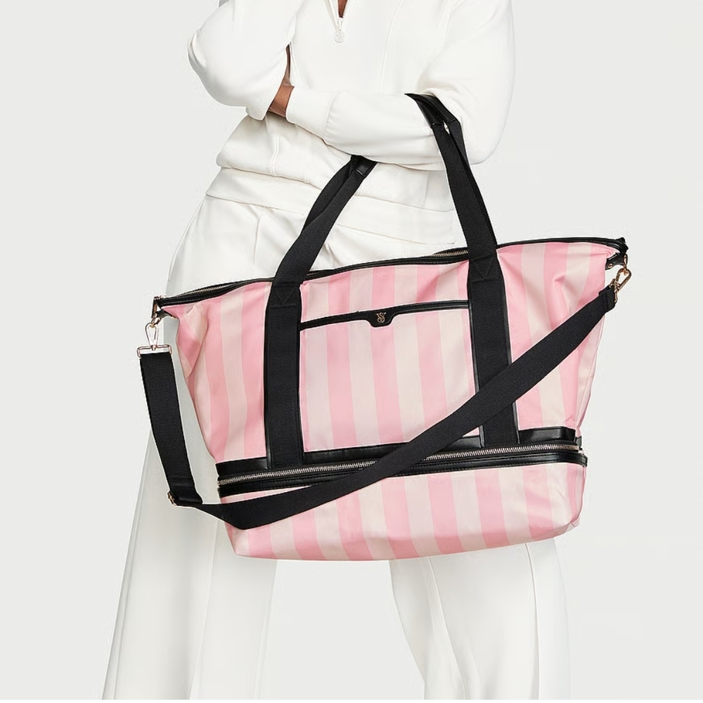 NEW Victoria's Secret Weekender Travel Duffle Bag in Signature Pink Stripe